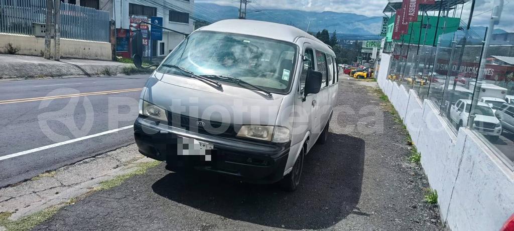 Kia Pregio 2002