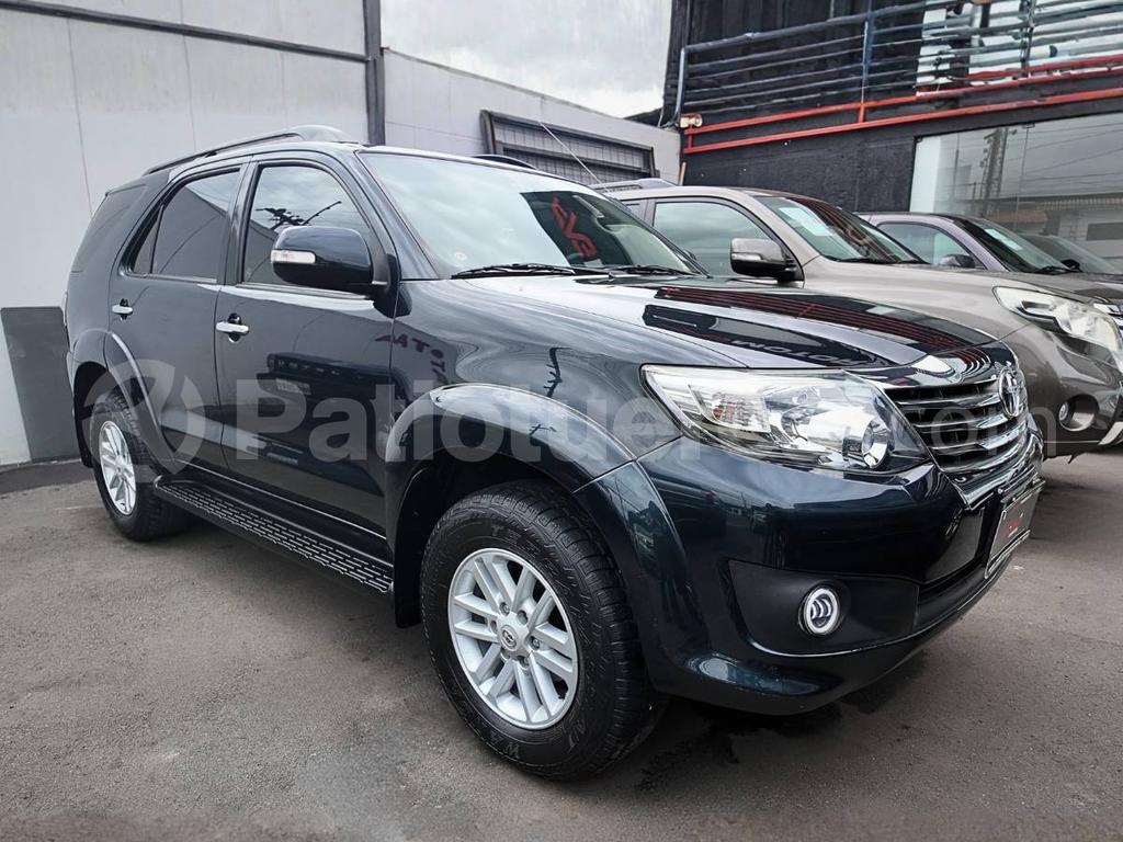 Toyota Fortuner 2015
