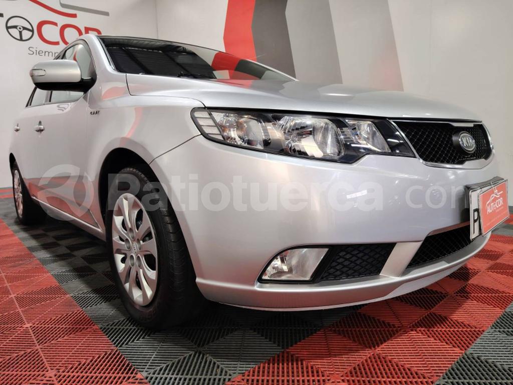 Kia Cerato Forte 2010