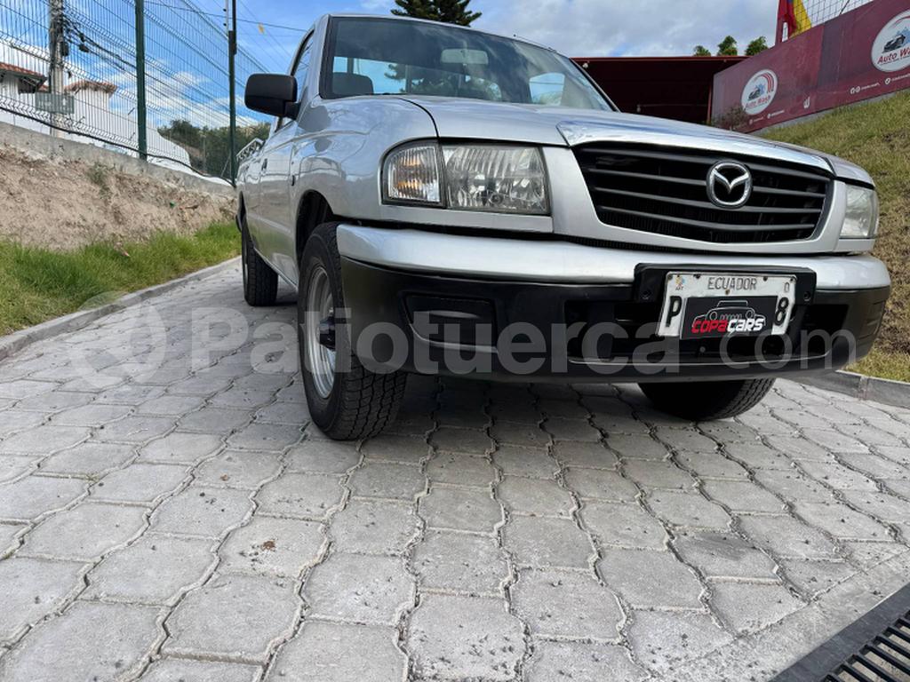 Mazda B2200 CS