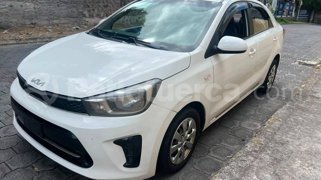 Kia Soluto LX