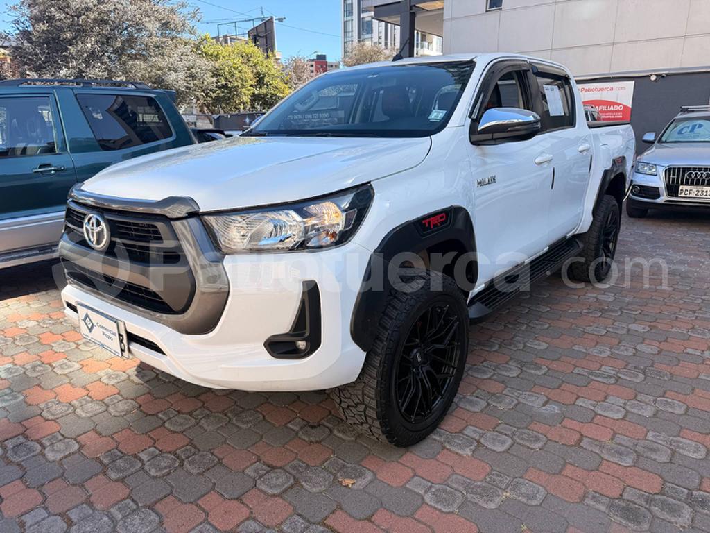 Toyota TOYOTA	NEW HILUX SR 2.7 CD 4X4 2023