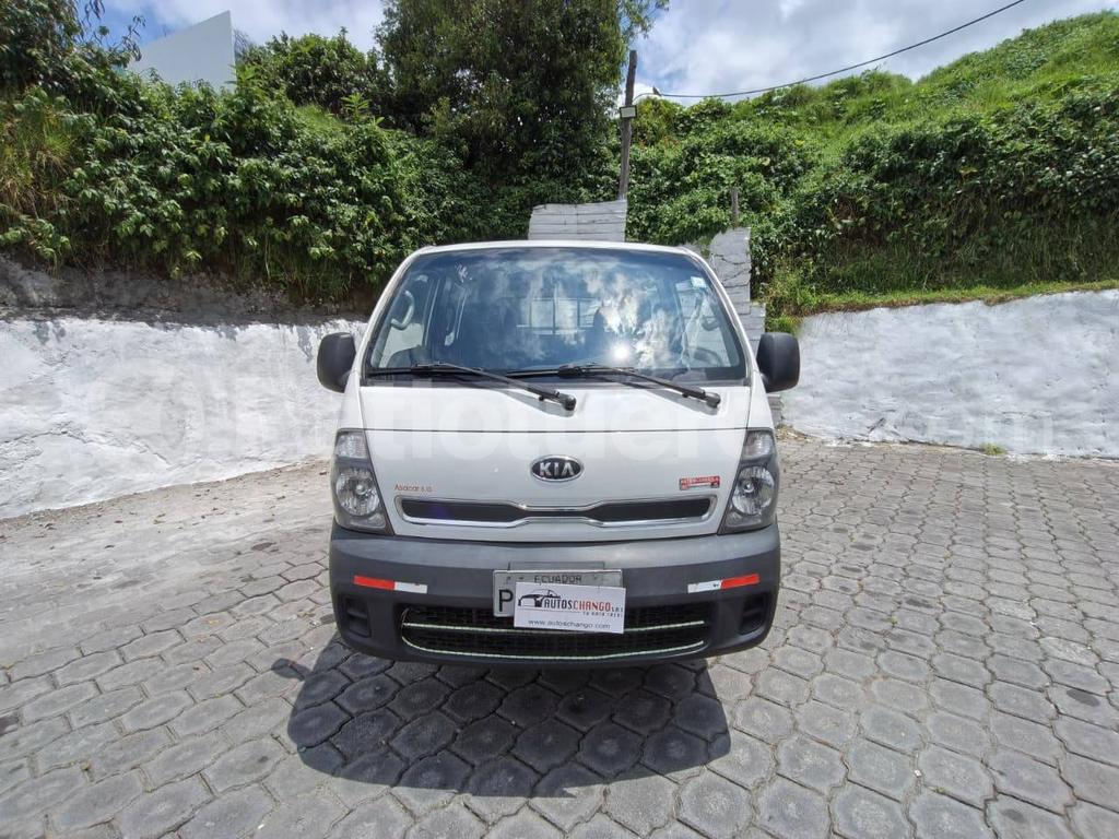 Kia K2700 2013