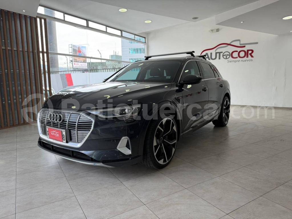 Audi e-tron 50 quattro