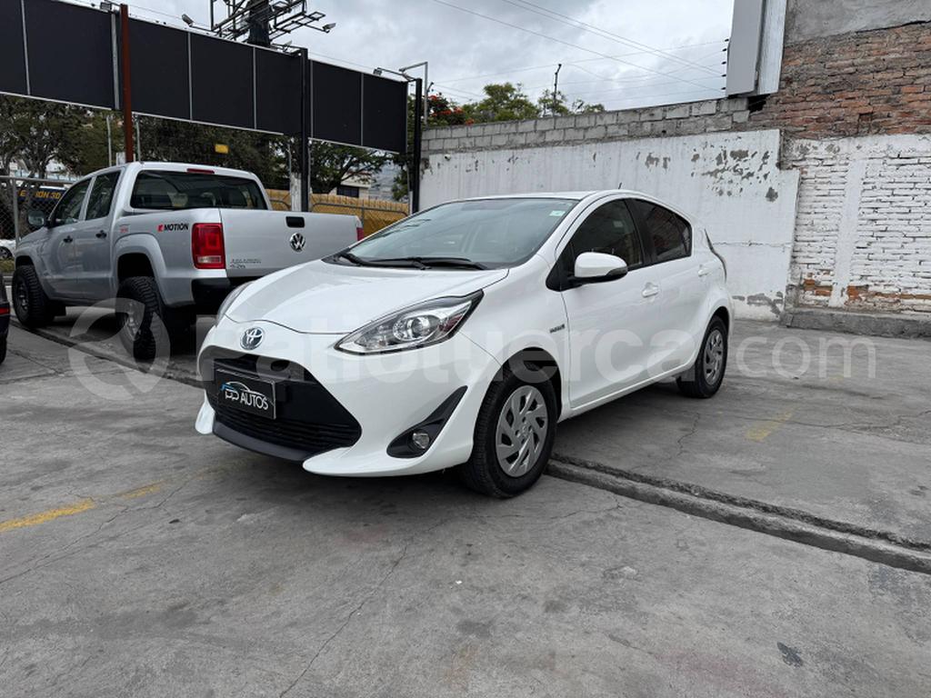 Toyota Prius C Sport 2020