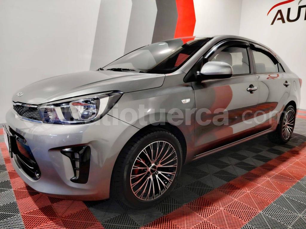 Kia Soluto LX
