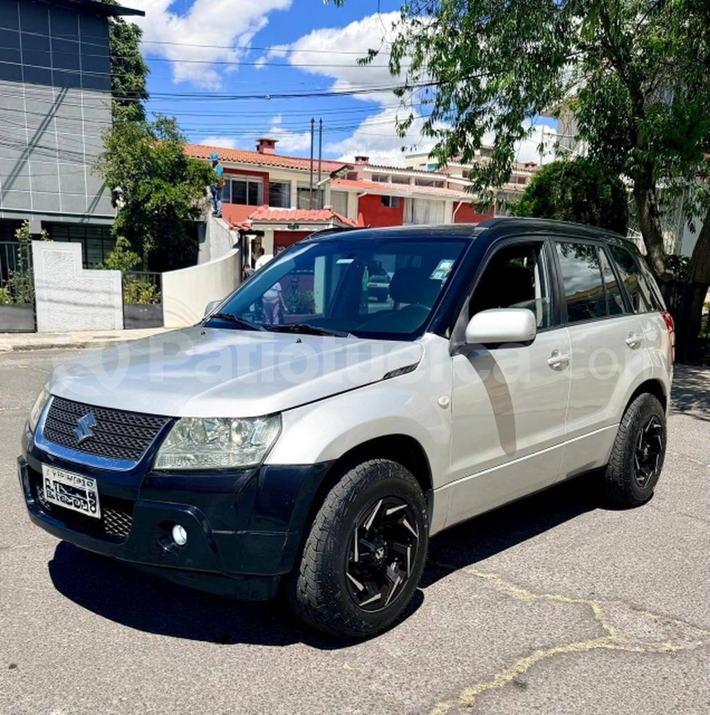 Suzuki Grand Vitara SZ 2.4 2013