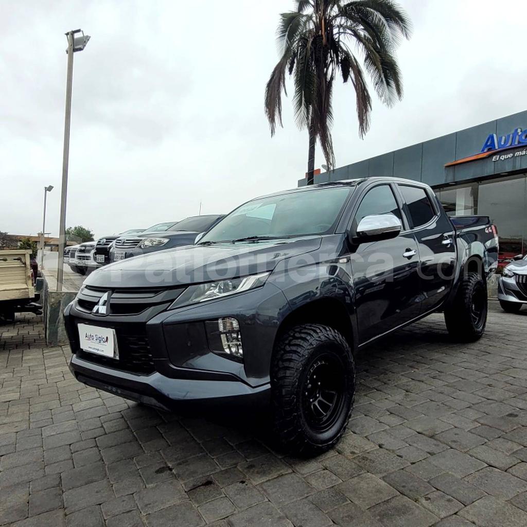 Mitsubishi L200 GLX 2022