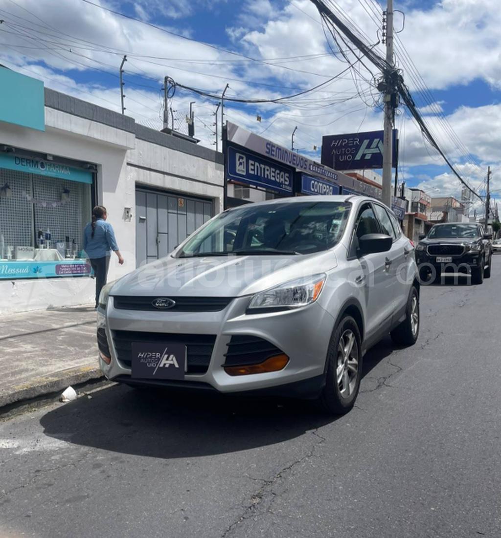 Ford Escape S