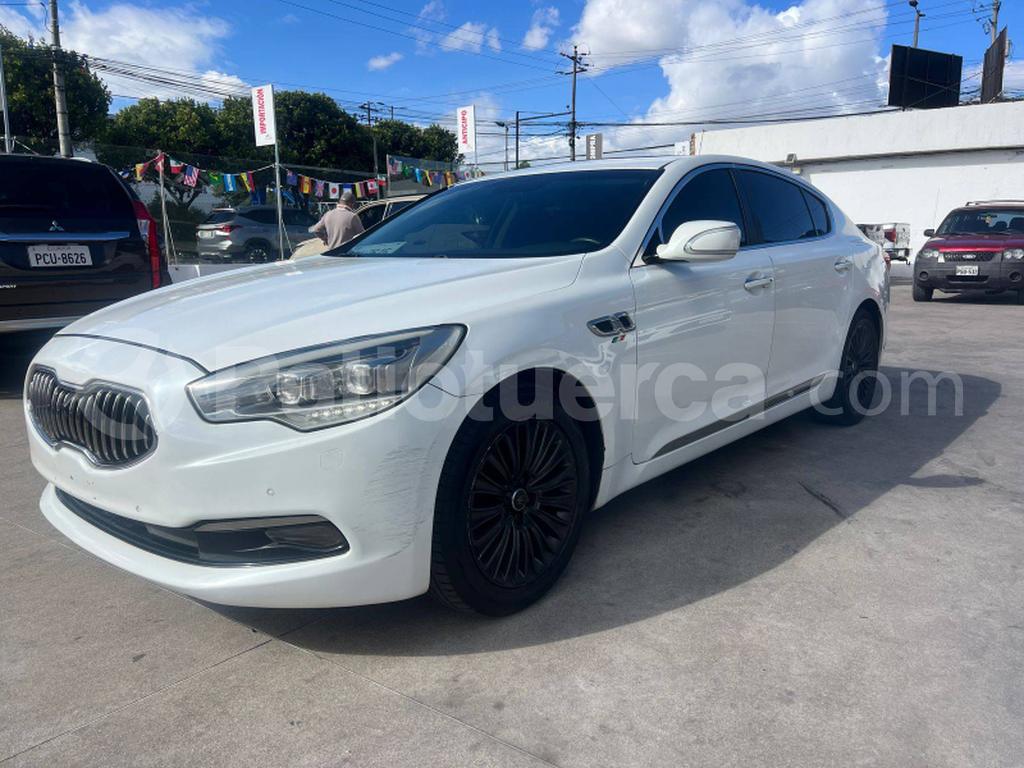 Kia Quoris