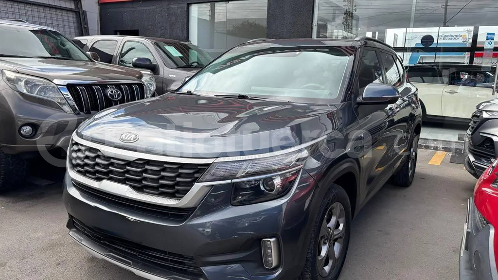 Kia Seltos EX