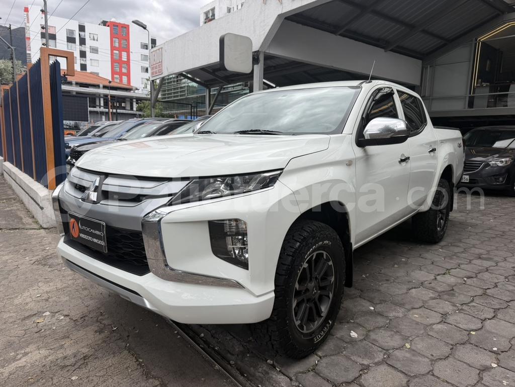 Mitsubishi L200 GLX 2021