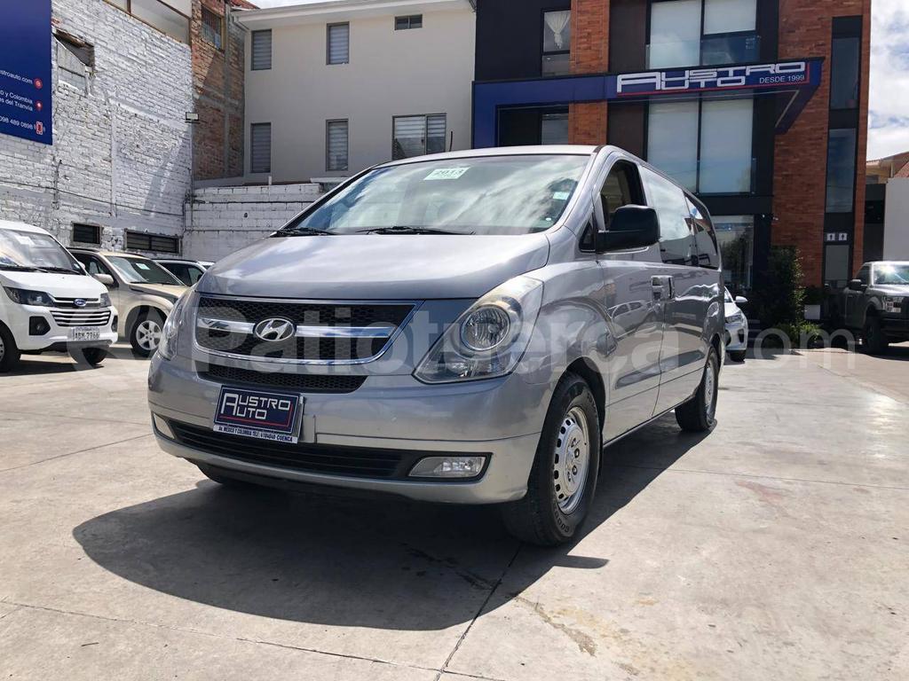 Hyundai H1 12 pasajeros 2013