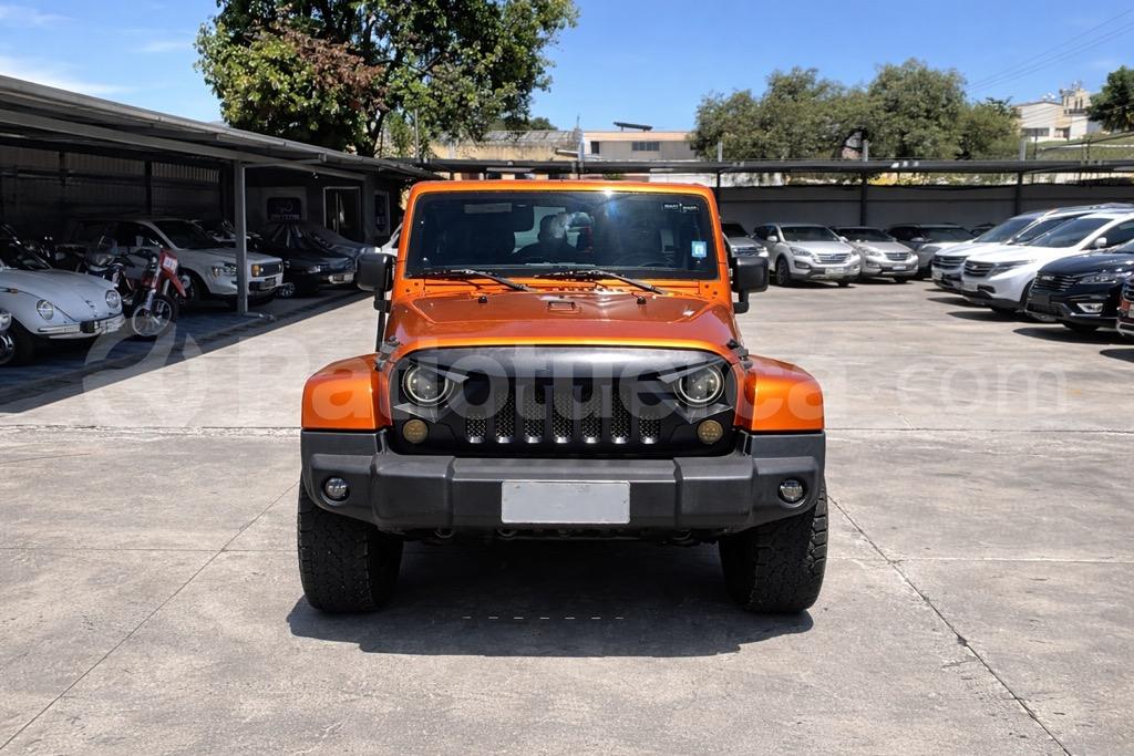 Jeep SAHARA 4XE 2011
