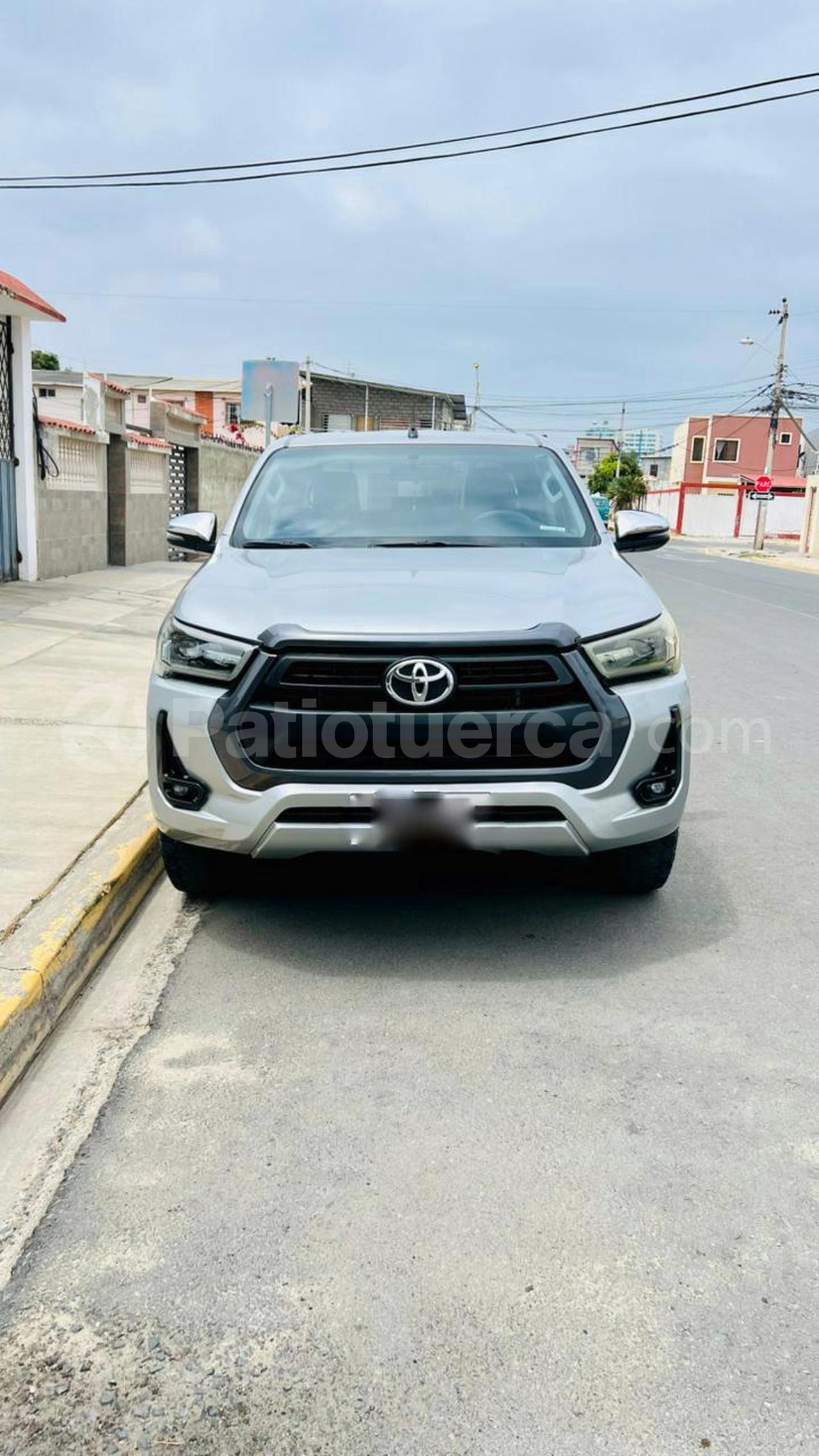 Toyota Hilux CD 4x2 2023
