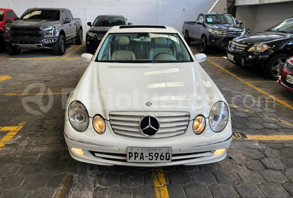 Mercedes Benz—™ E500