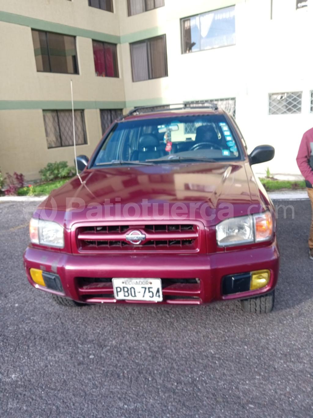 Nissan Pathfinder 2001
