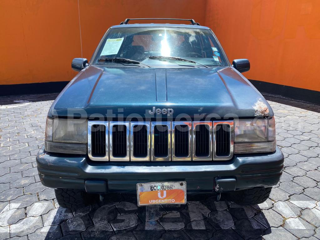 Jeep Grand Cherokee Laredo