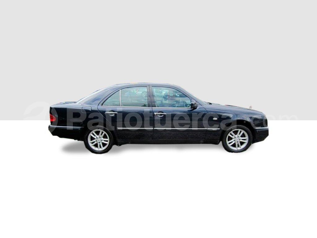 Mercedes Benz—™ E230