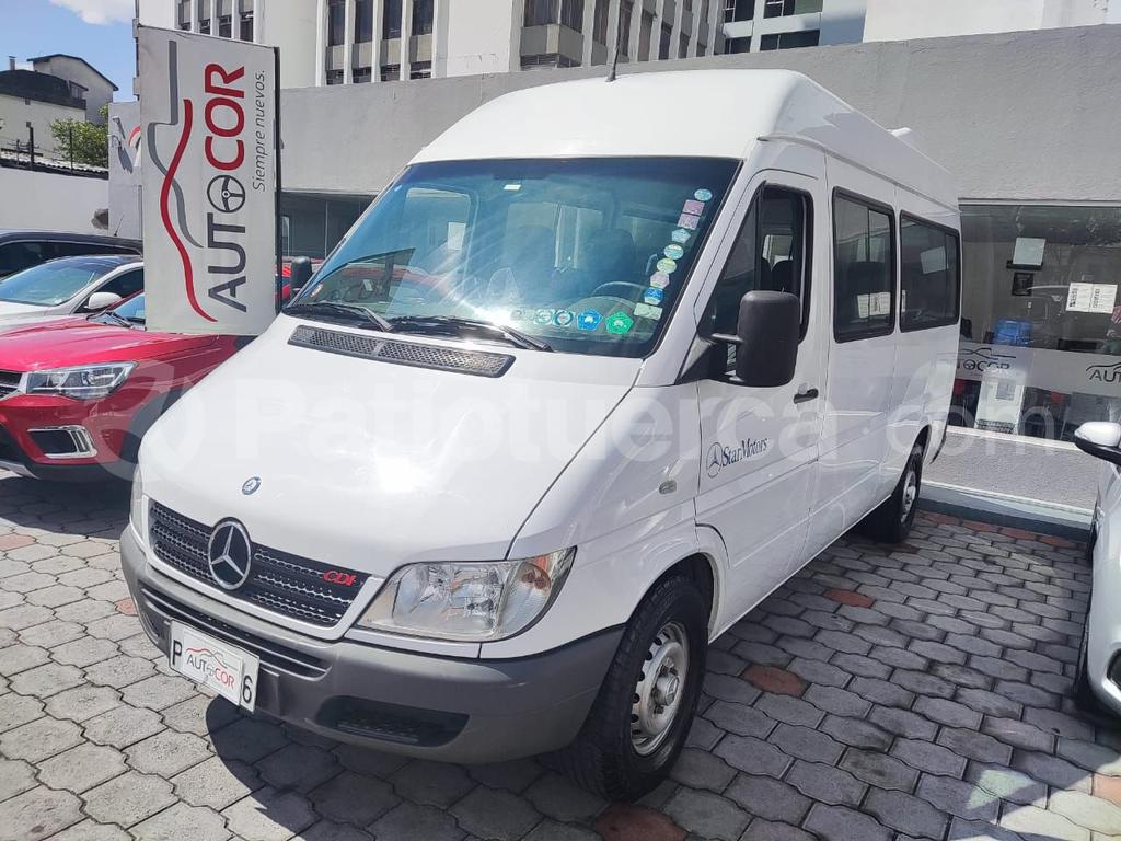 Mercedes Benz—™ Sprinter 313