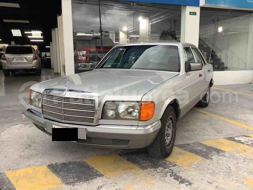 Mercedes Benz—™ 280S