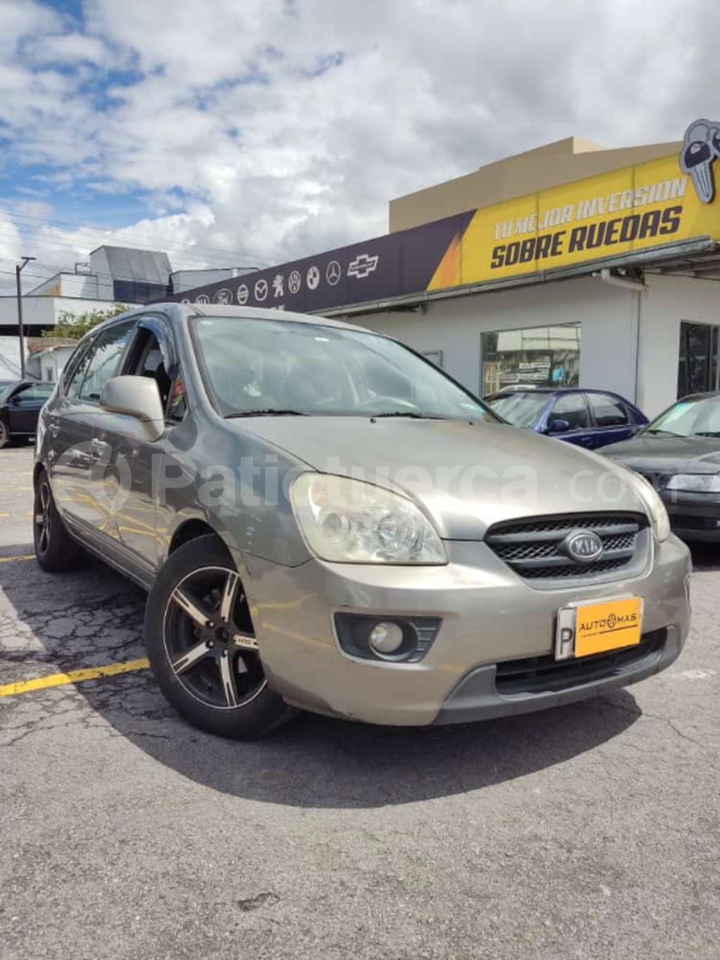 Kia Rondo