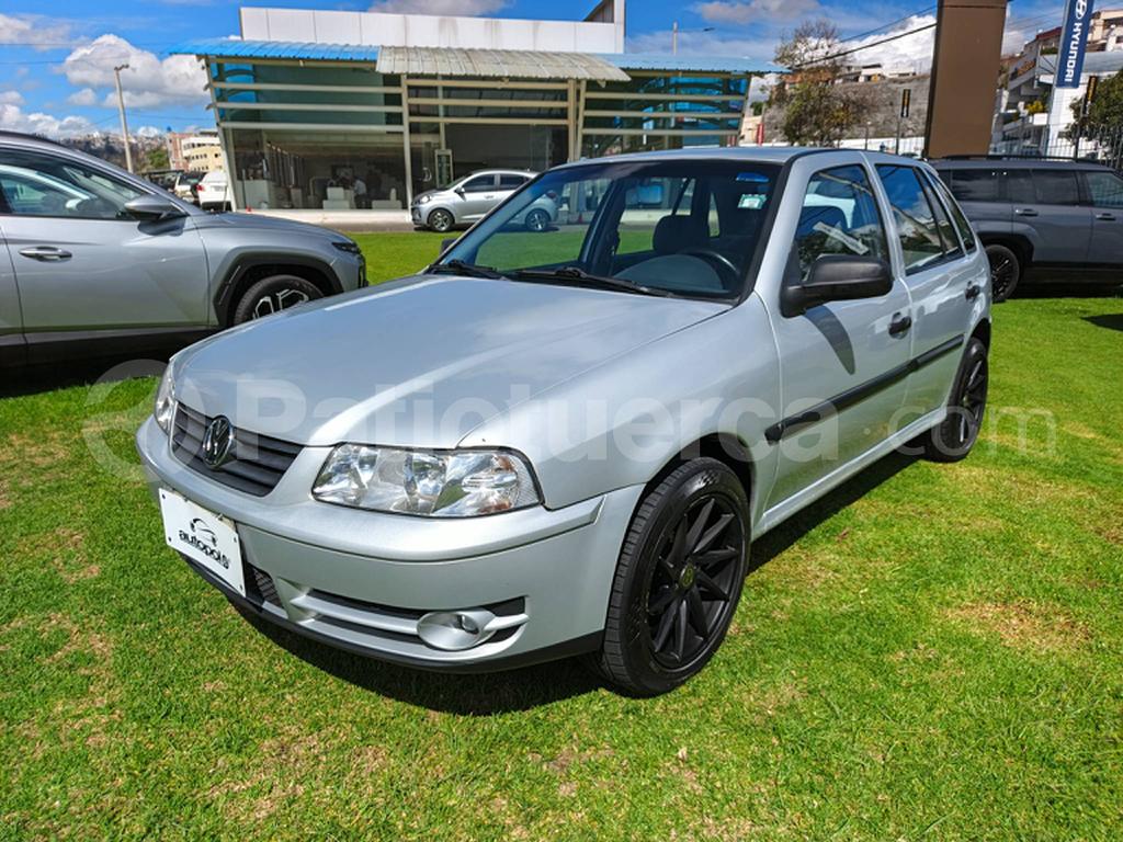 Volkswagen Gol Confortline 1.8 2001
