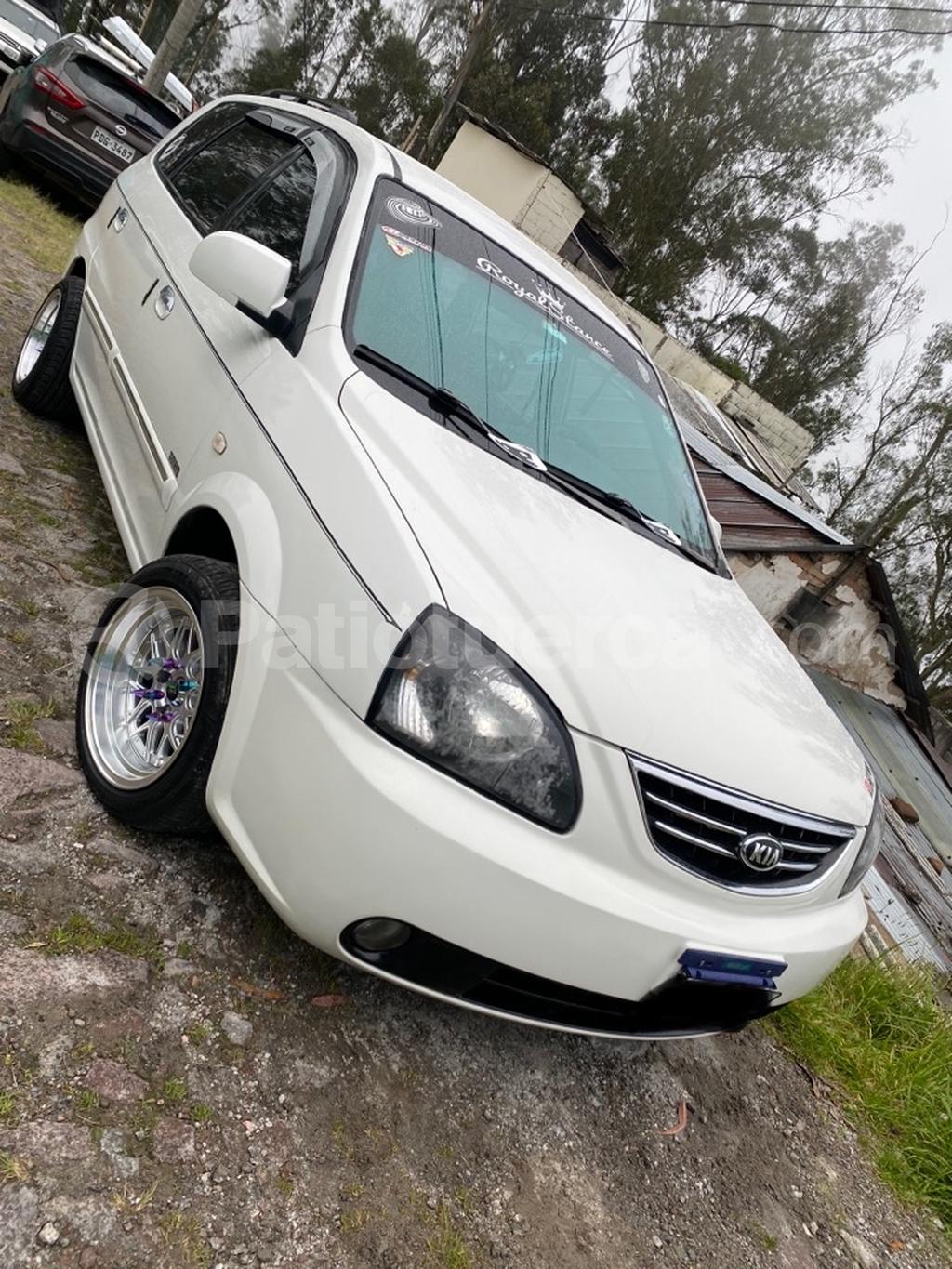 Kia Carens
