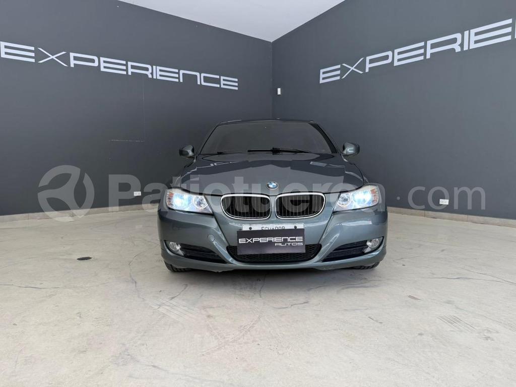 BMW 320i 2011