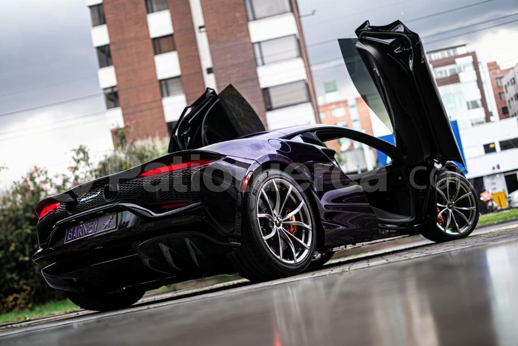 Mclaren Artura 2024
