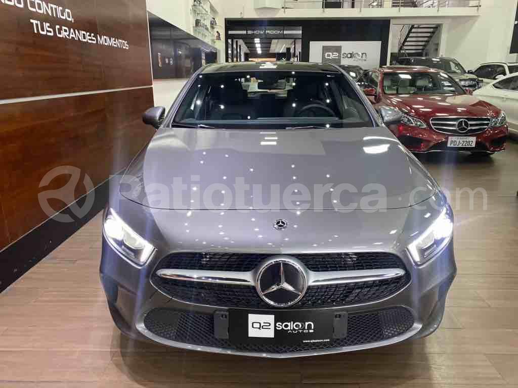 Mercedes Benz—™ A 200