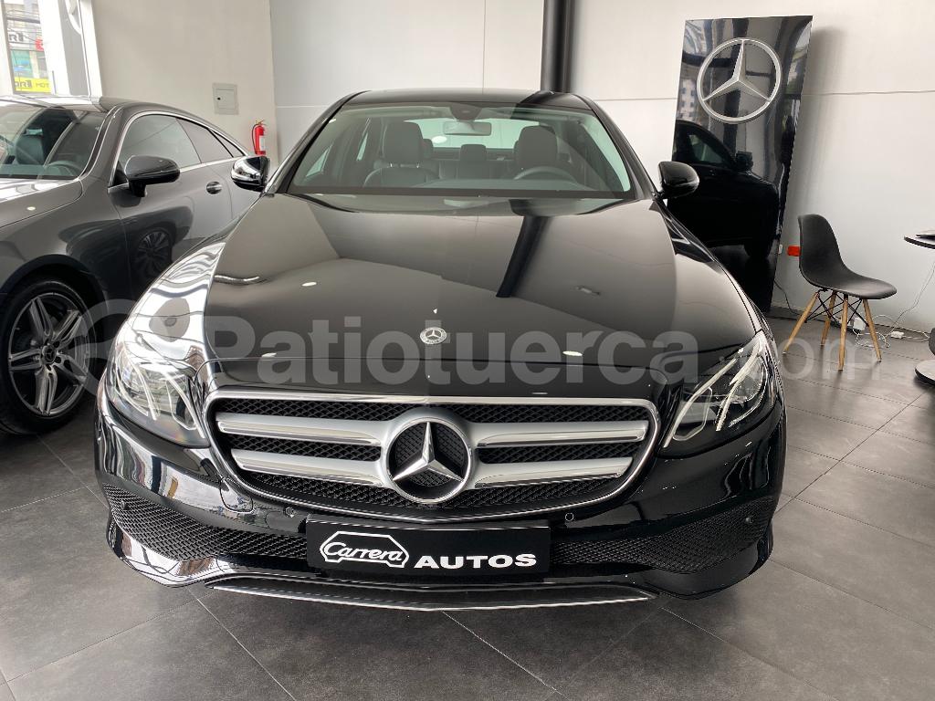Mercedes Benz—™ E200