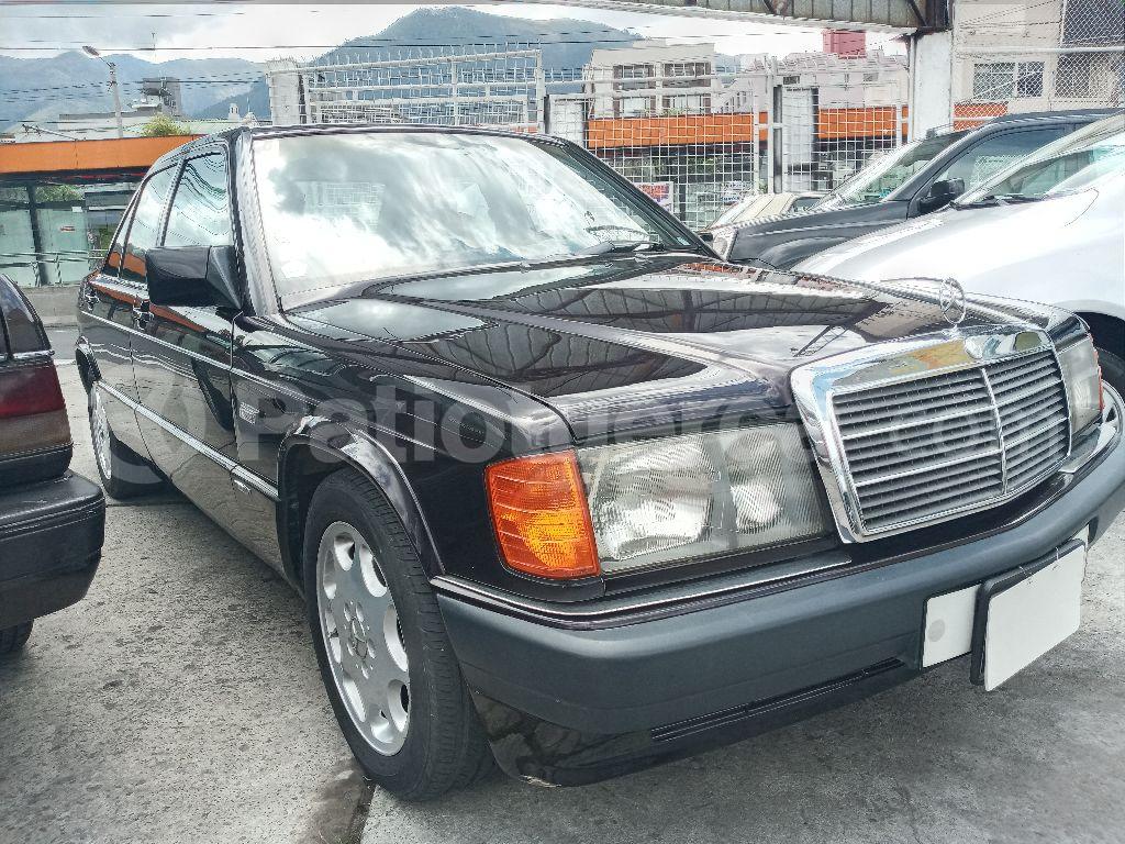 Mercedes Benz—™ 190E