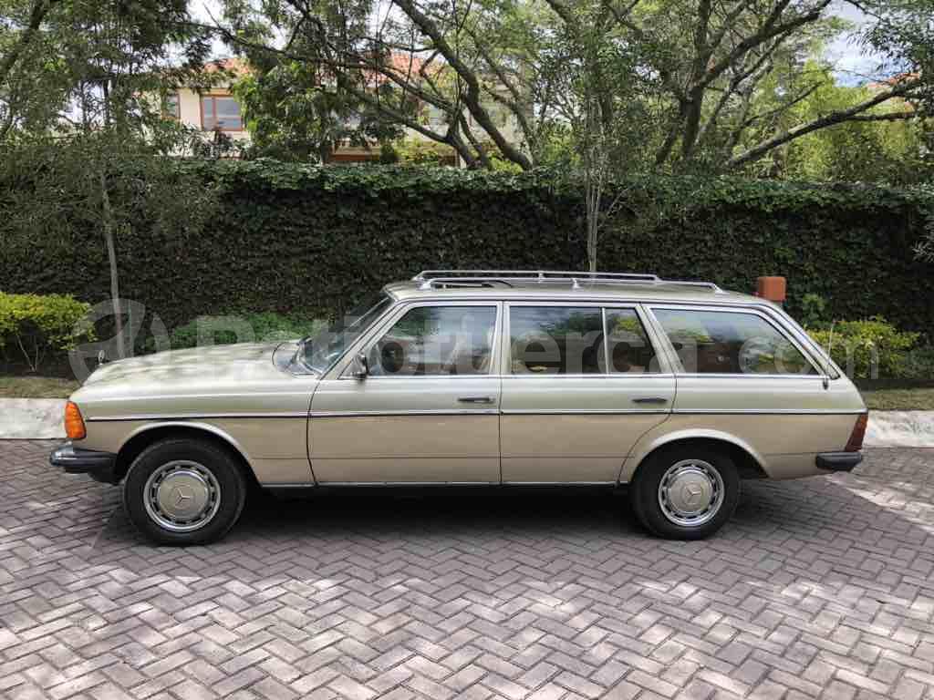 Mercedes Benz—™ 280TE