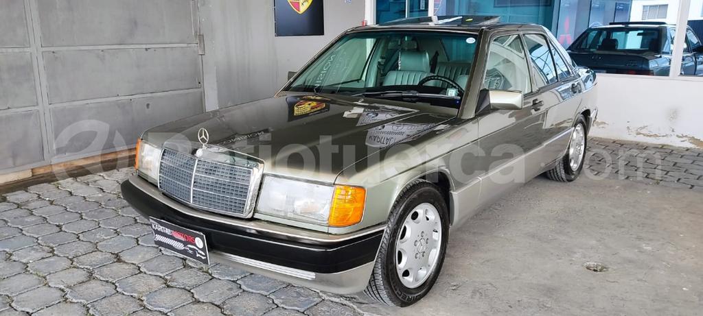 Mercedes Benz—™ 190E 2.3