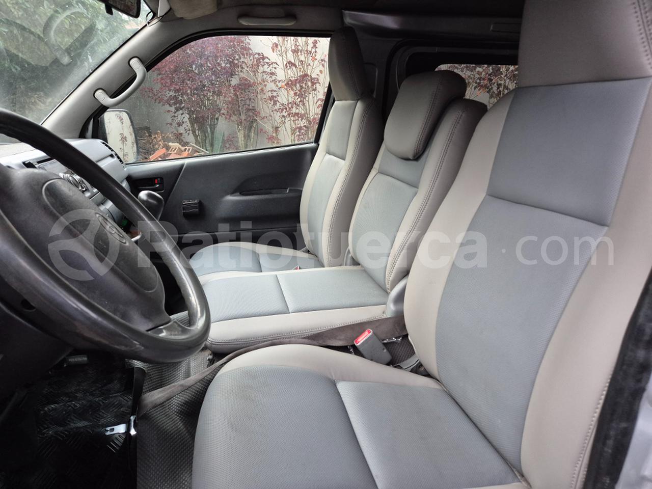 Toyota BB HIACE DIESEL 2009