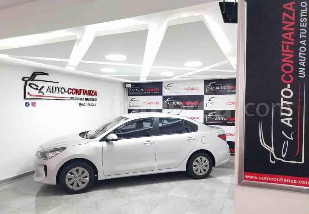 Kia RIO LX