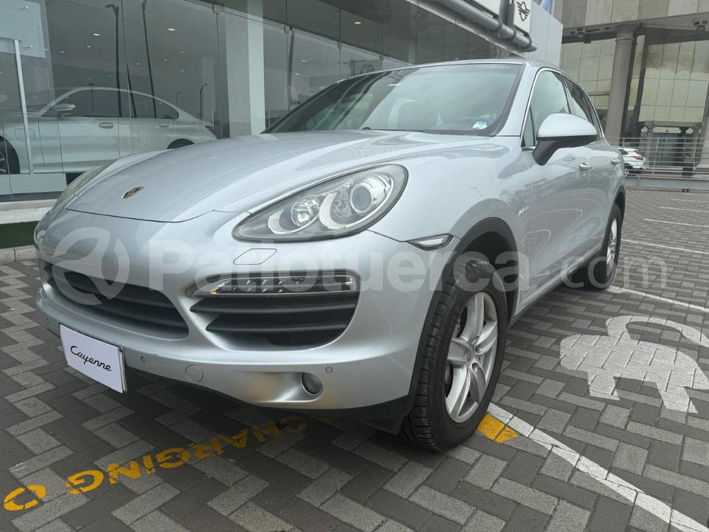 Porsche Cayenne S Hybrid 2011