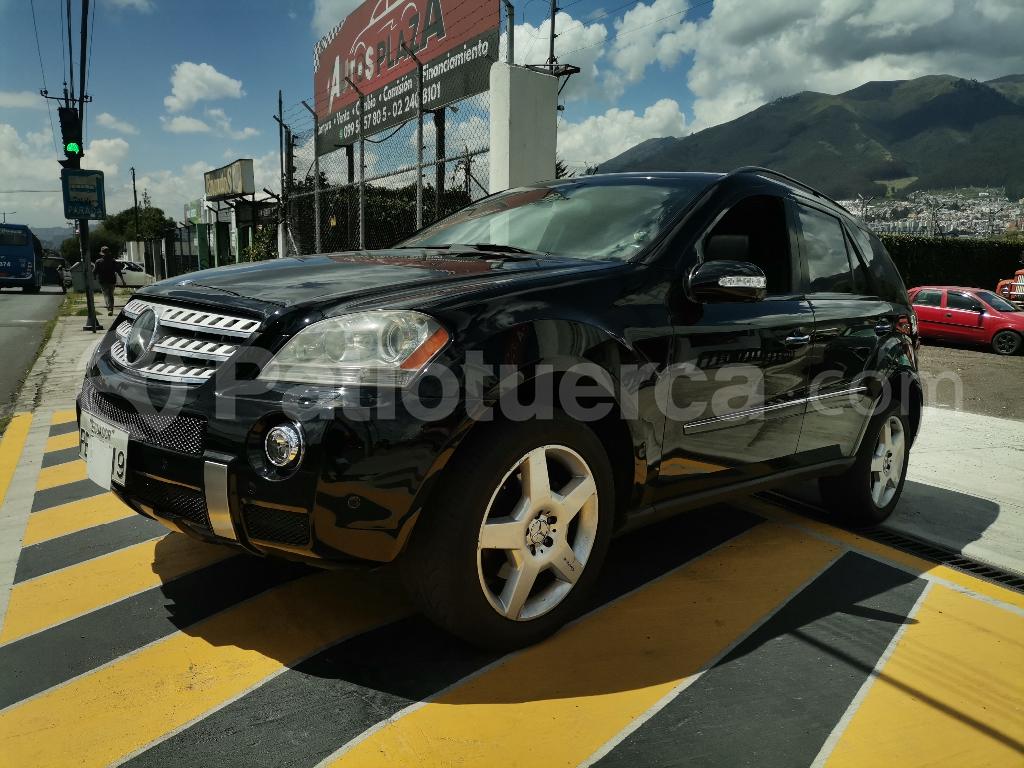Mercedes Benz—™ ML500