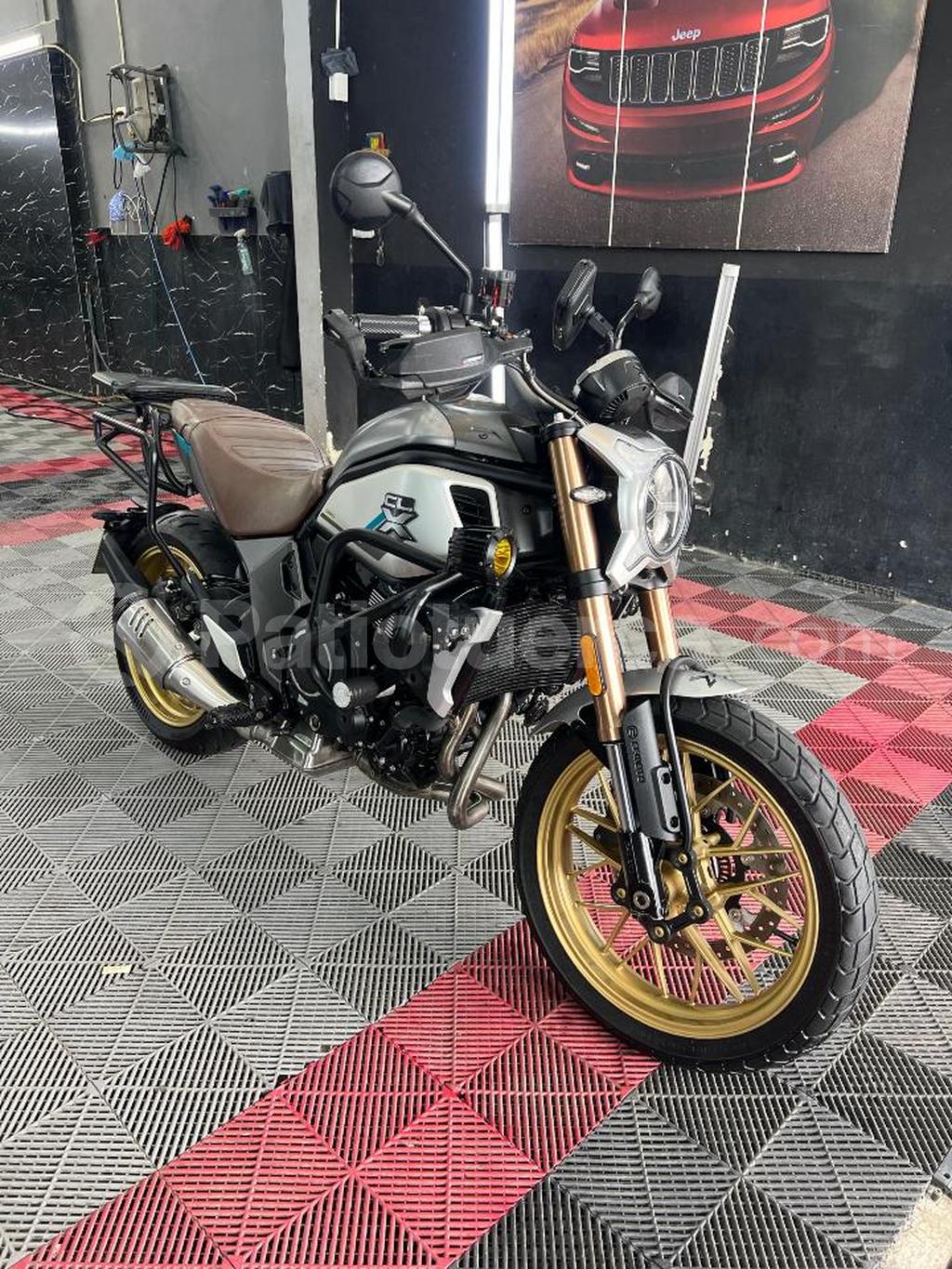 CF MOTO CLX700 2022