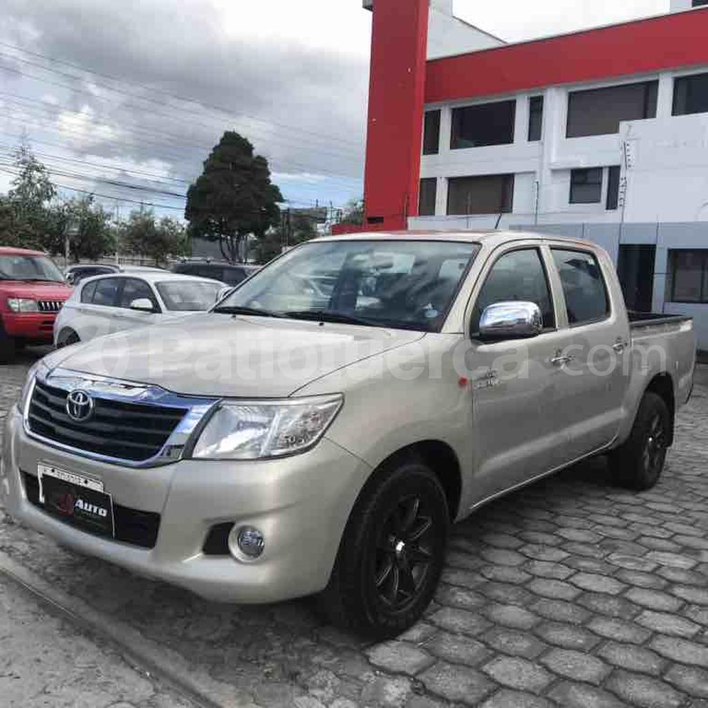 Toyota Hilux CD 4x2