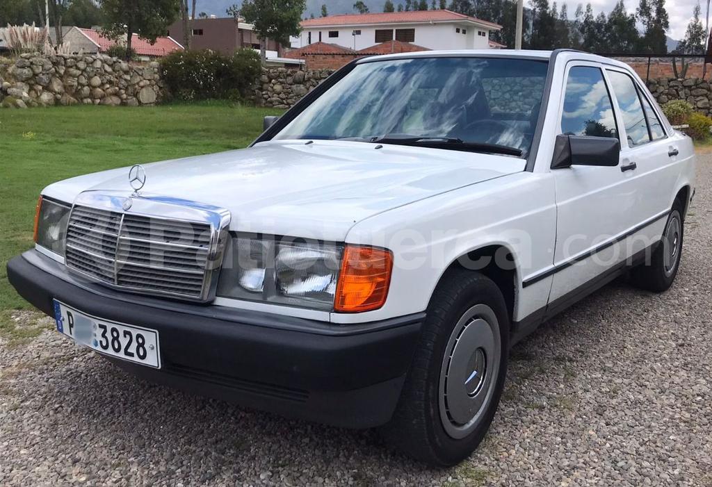 Mercedes Benz—™ 190E