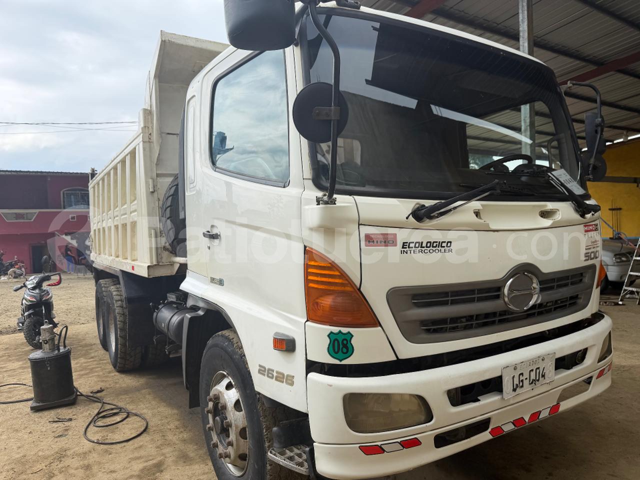 Hino 500 2009