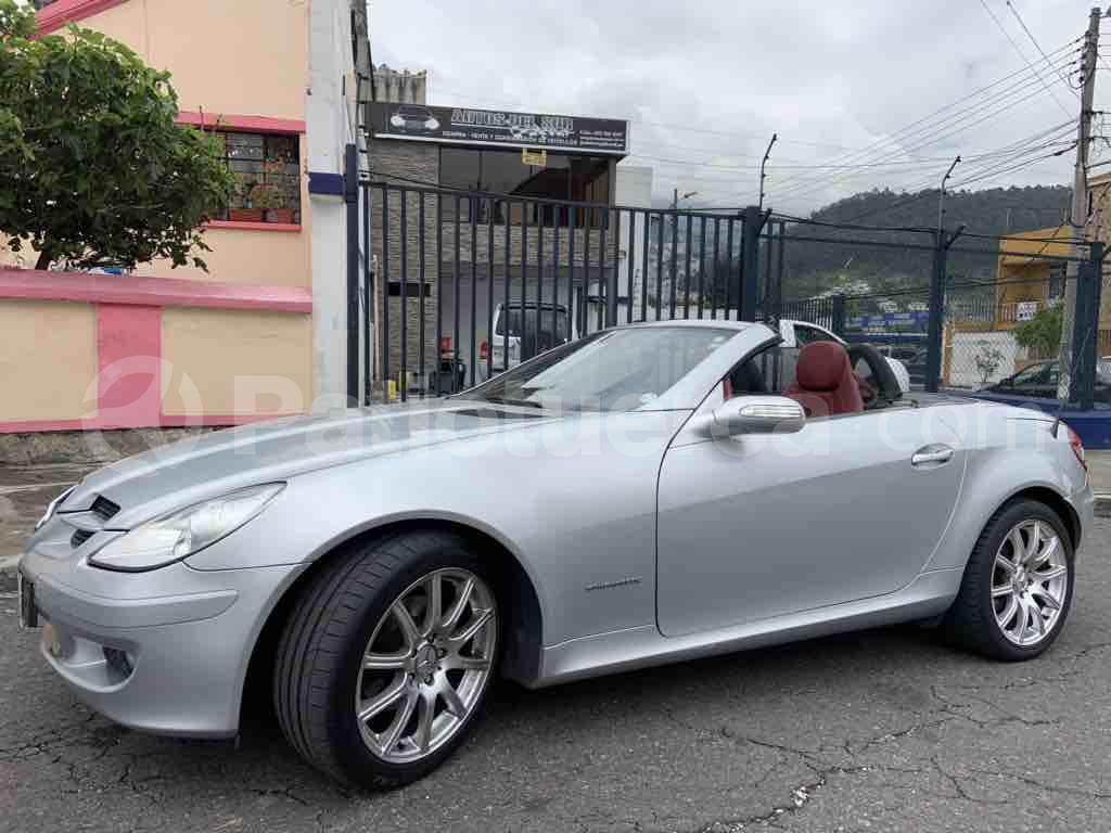 Mercedes Benz—™ SLK 200