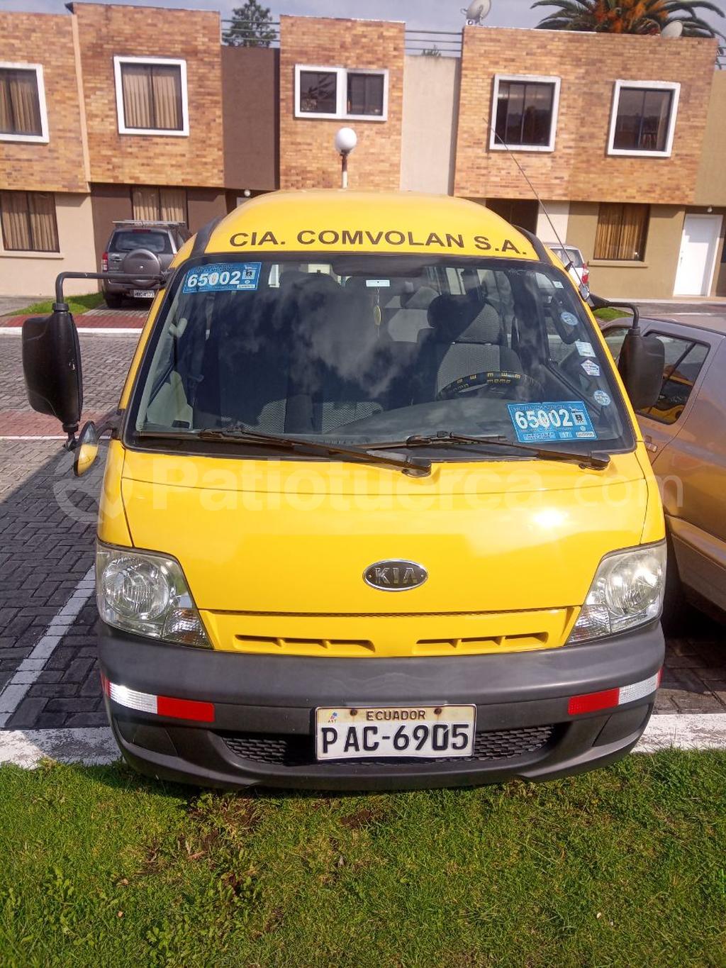 Kia Gran Pregio