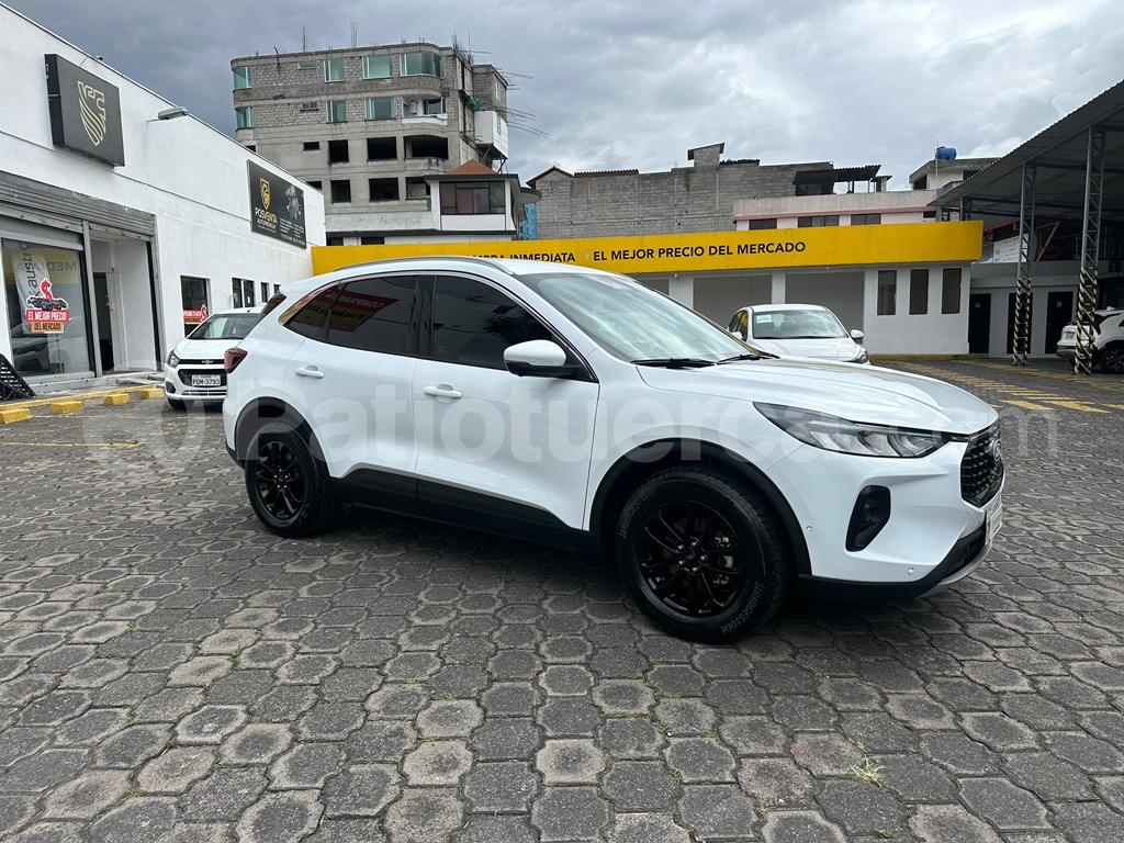 Ford Escape Titanium 2025