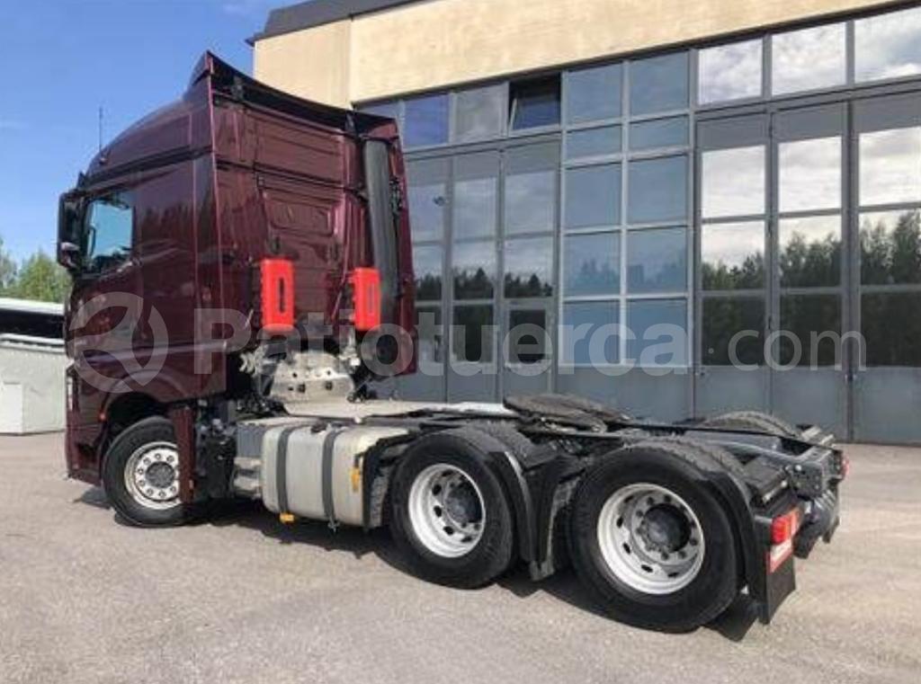 Mercedes Benz—™ 3353