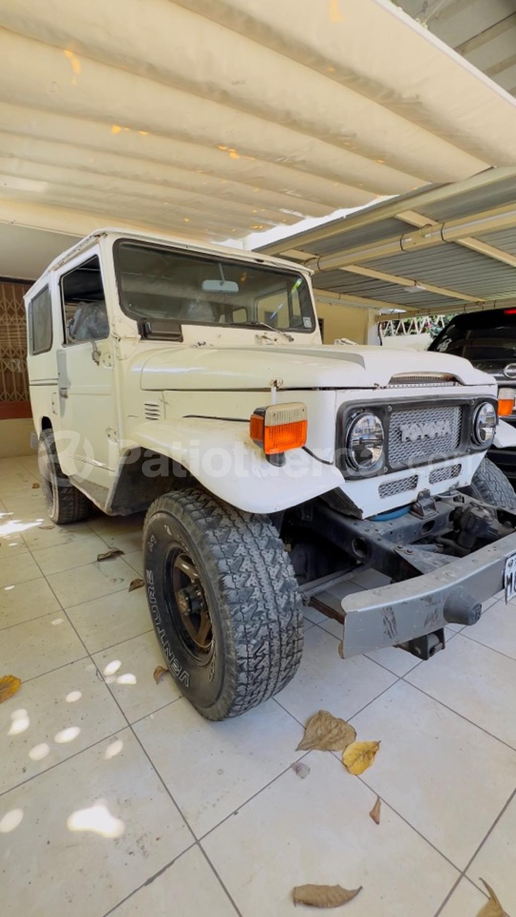 Toyota Land Cruiser FJ40 1980