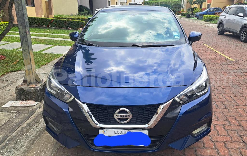 Nissan VERSA ADVANCE