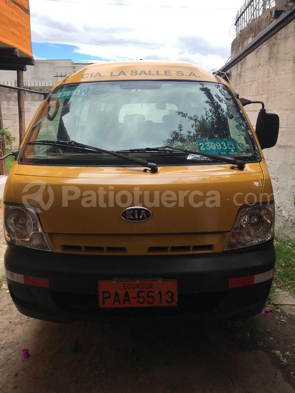 Kia Pregio
